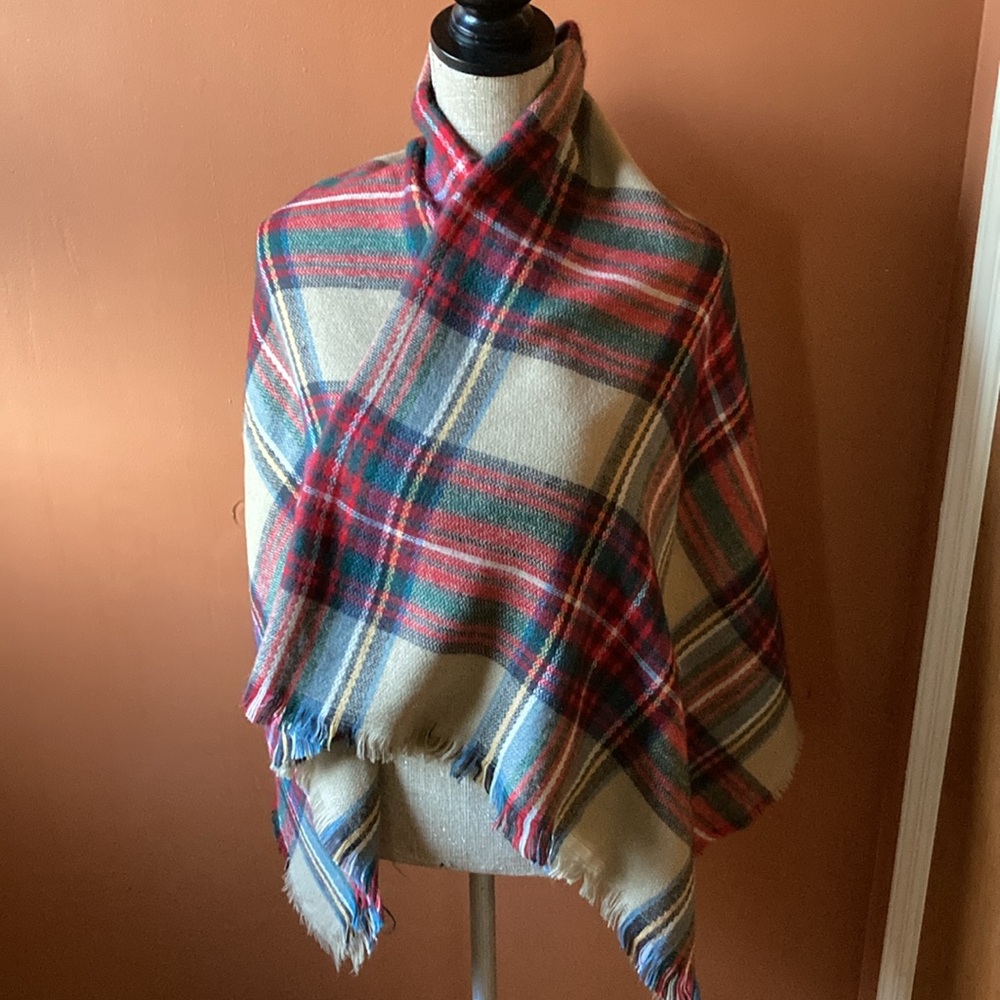 Tan/red/green plaid scarf/wrap